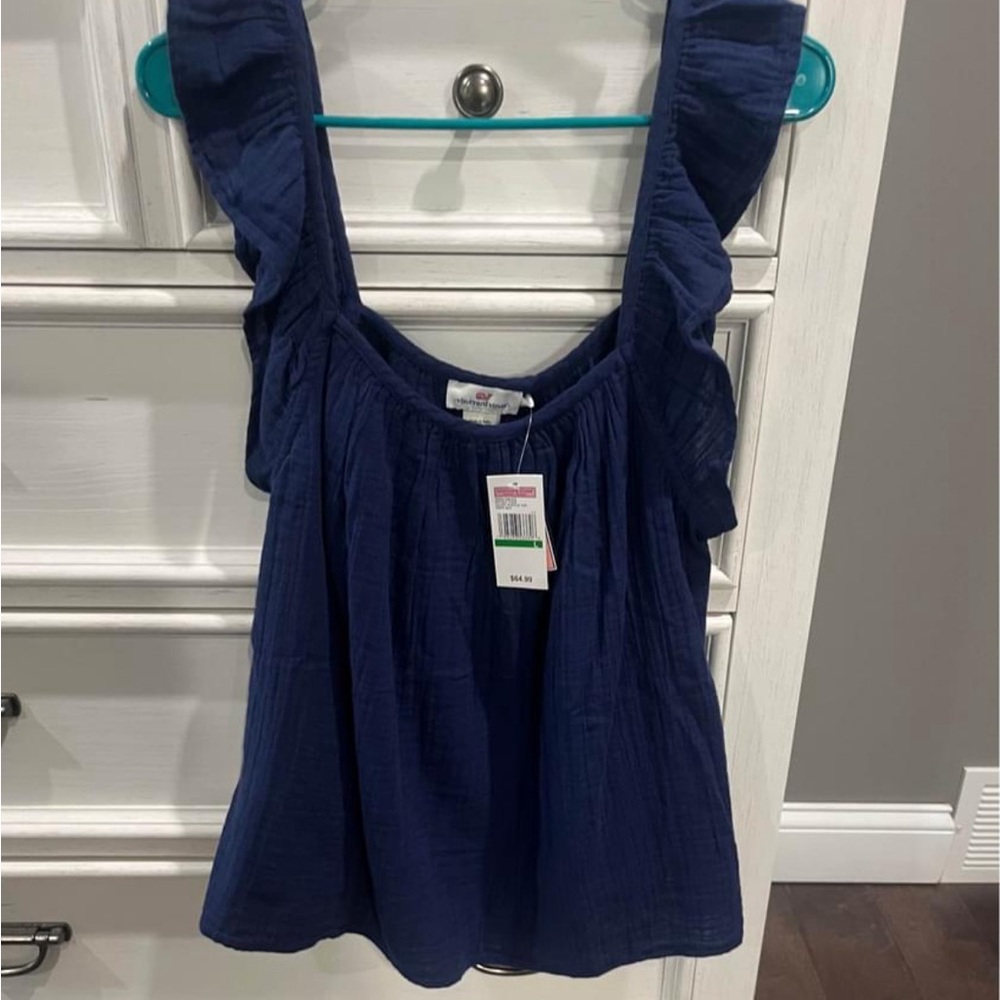 Vineyard Vines Navy Blue Top New with tags size large